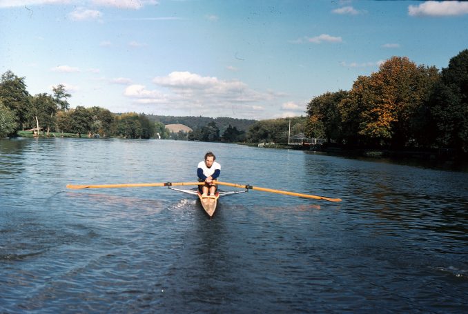 sculling, hands in rowing,