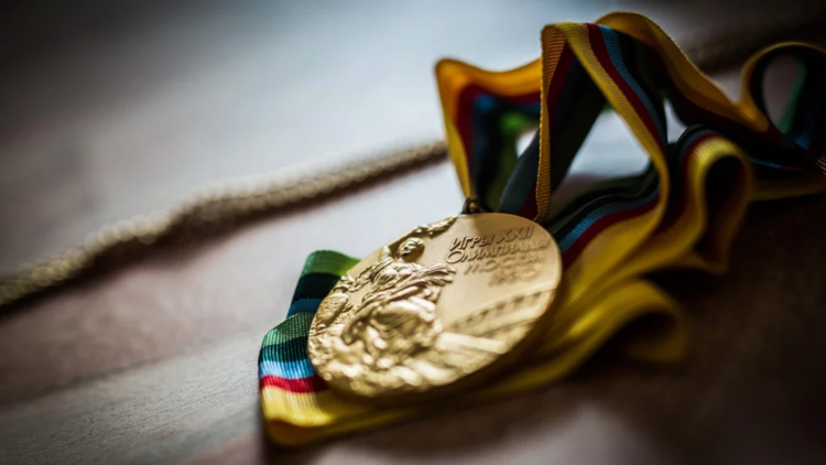 Should we give medals to rowing coaches?